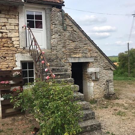 Chambre Du Ru D Ausson Châtel-Censoir Εξωτερικό φωτογραφία