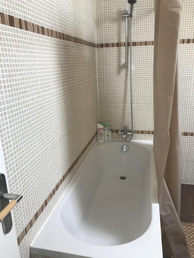 Chambre Du Ru D Ausson Châtel-Censoir Εξωτερικό φωτογραφία